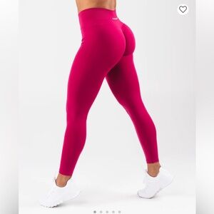 Alphalete Amplify Mid Rise leggings, Berry, size S